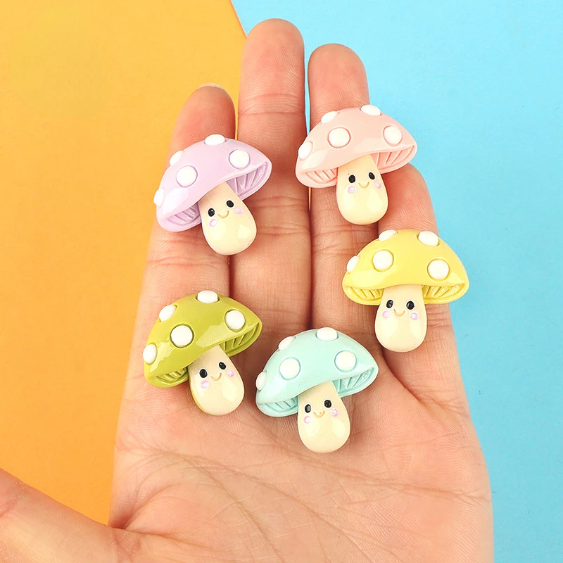 Christmas Craft Embellishment - 10pcs Cartoon Resin Kawaii Mini Mushroom